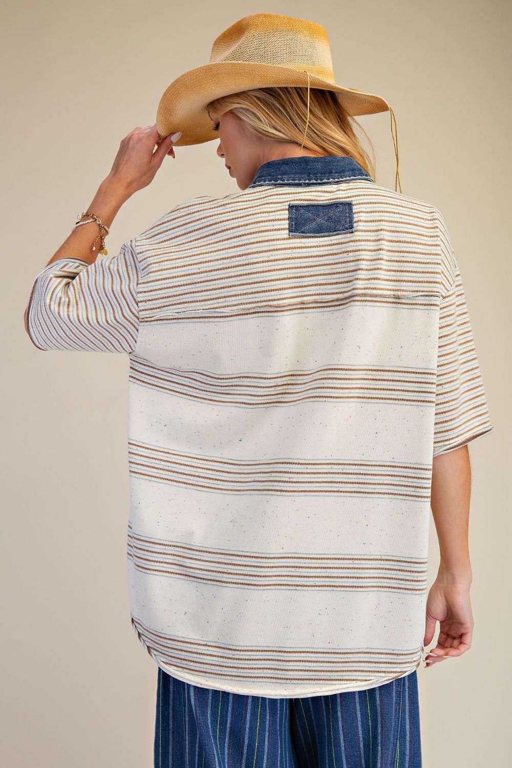 easel stripe tee