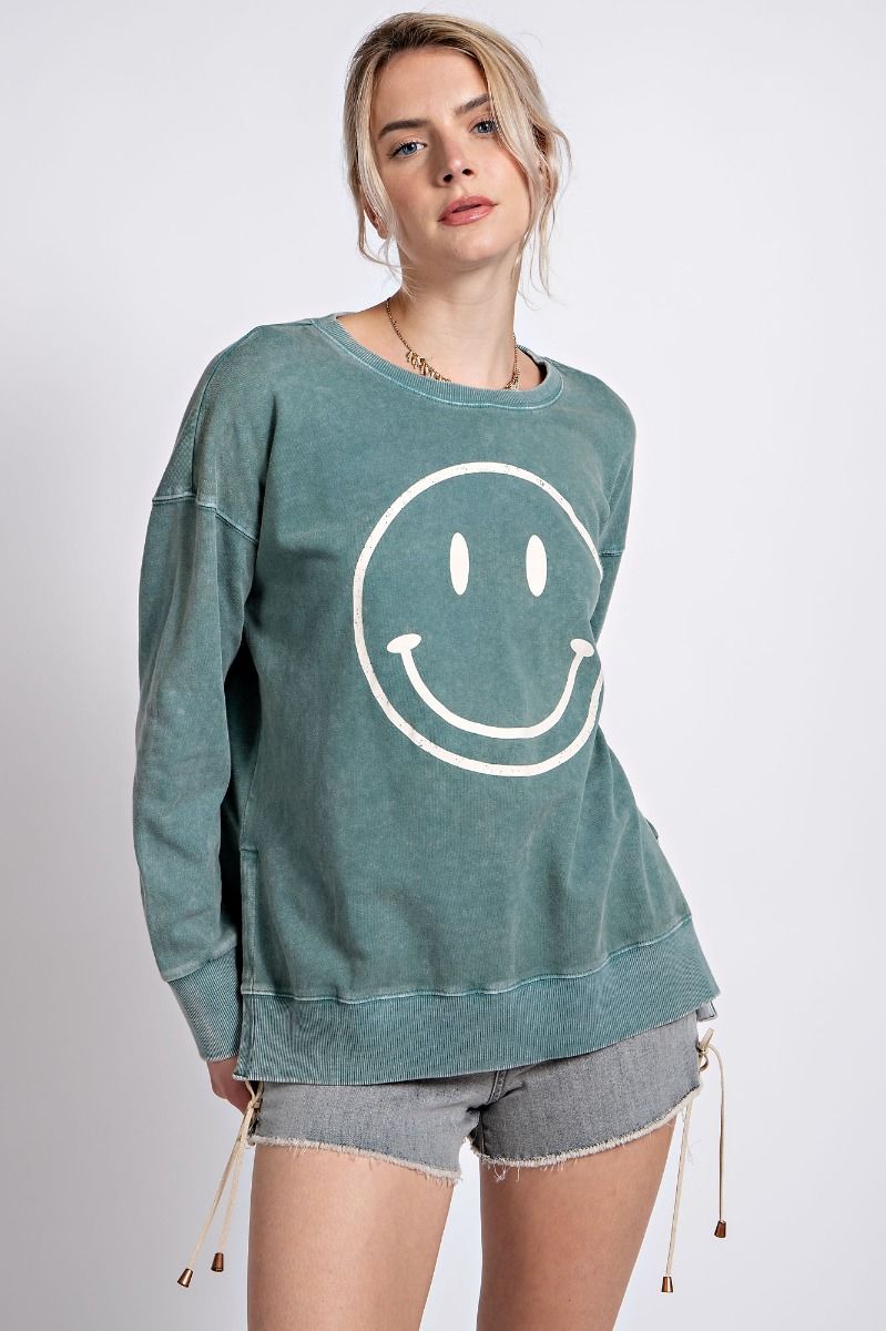 smiley sweat shirt