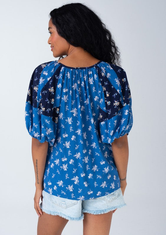 Floral Balloon Sleeve Tassel Tie Neck Blouse