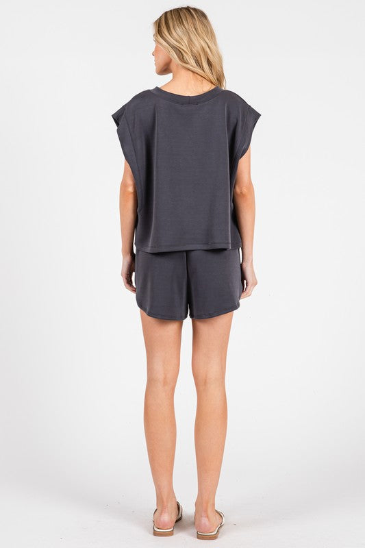 online boutique modal top